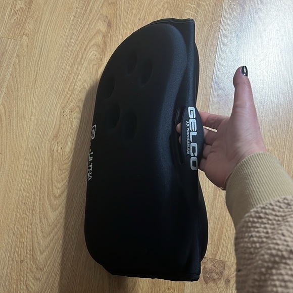 GSeat Lite Travel Gel and Foam Cushion For Back Pain, Sciatica, Pressure Relief - Picture 4 of 7